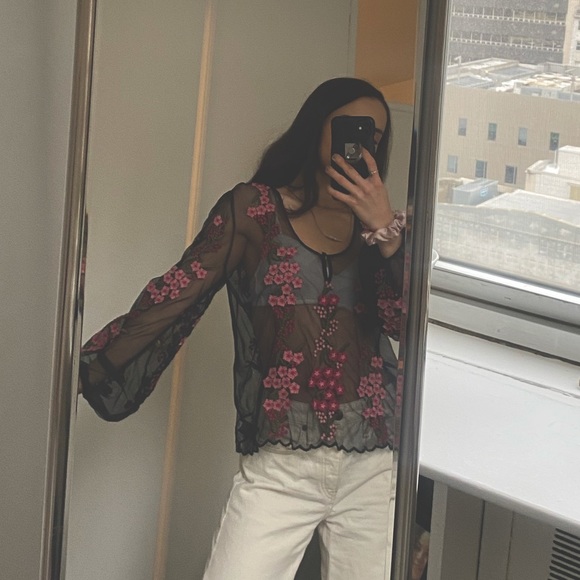 St Roche Sheer Embroidered Top - Picture 3 of 9